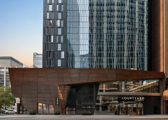 Courtyard By Marriott Calgary Downtown