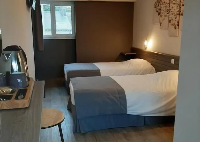 Hostellerie De La Poterne Moncontour 