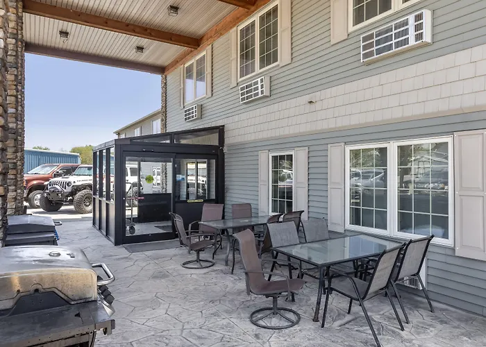 The Riverstone Inn