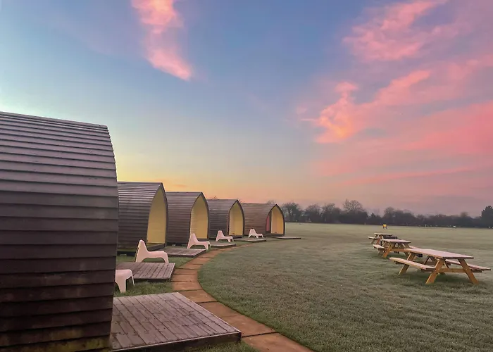 Rodway Hill Golf & Eco Pod Hotel