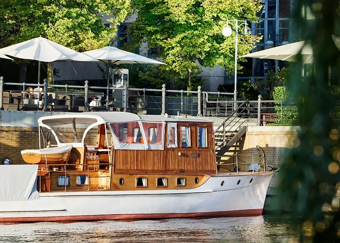 Abion Spreebogen Waterside Hotel Berlin