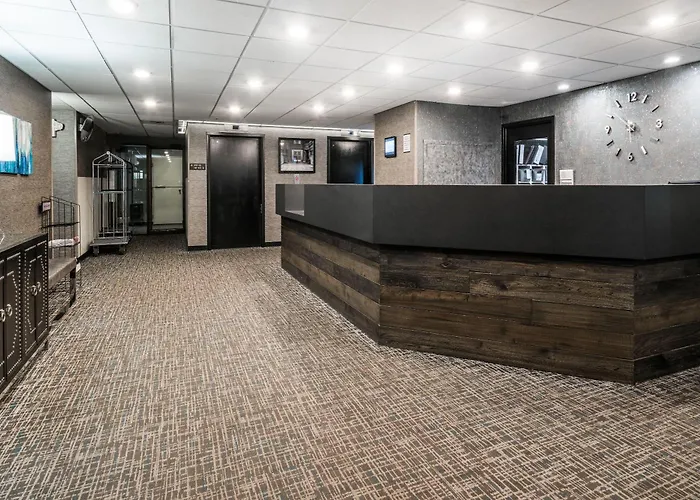Days Hotel By Wyndham University Ave Se Minneapolis
