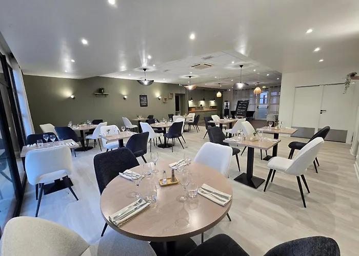 Hôtel Restaurant Les Fontaines
