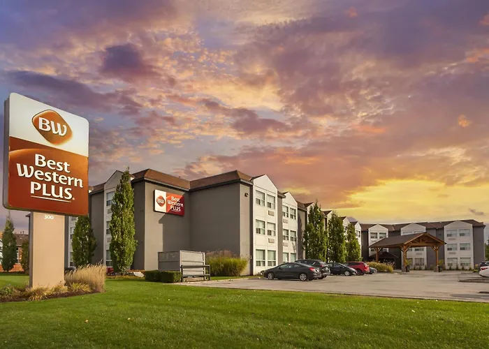 Best Western Plus Rose City Suites