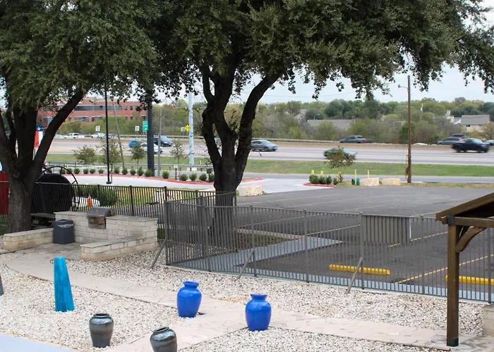 Motel 6-, Tx