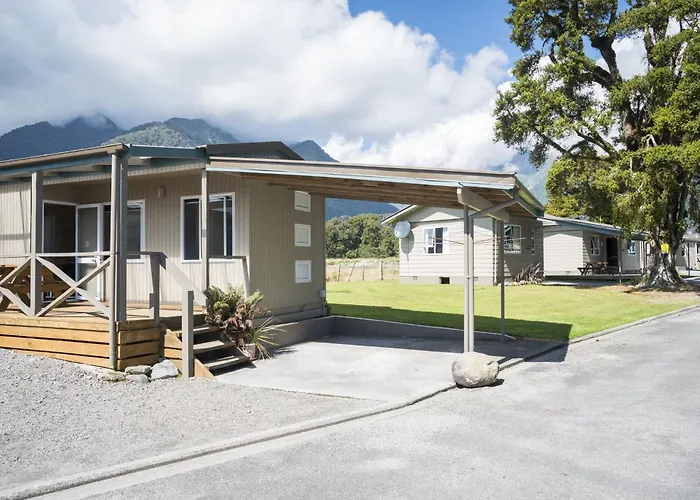 Fox Glacier Top 10 Holiday Park & Motels