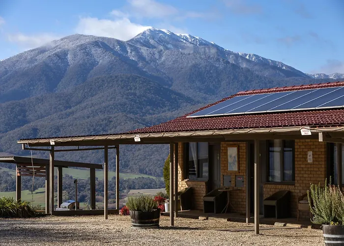 Allamar Motel