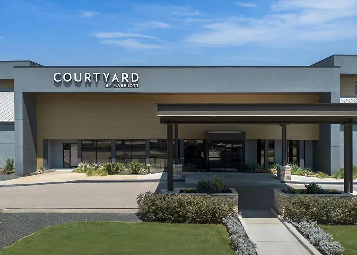 Courtyard By Marriott Dallas Dfw Airport North/