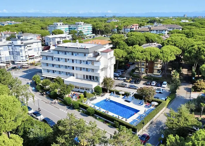 Hotel Old River