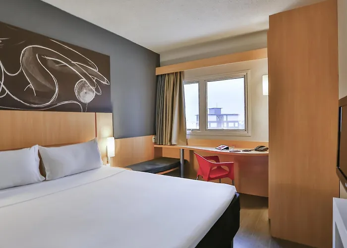 Ibis Goiania