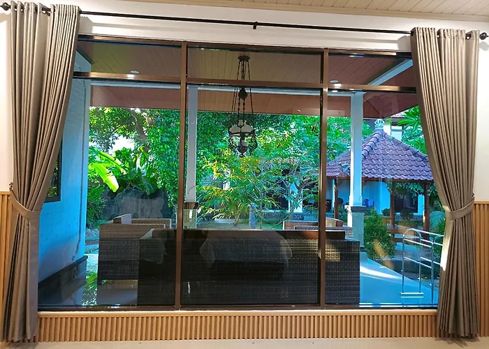 Rini Hotel