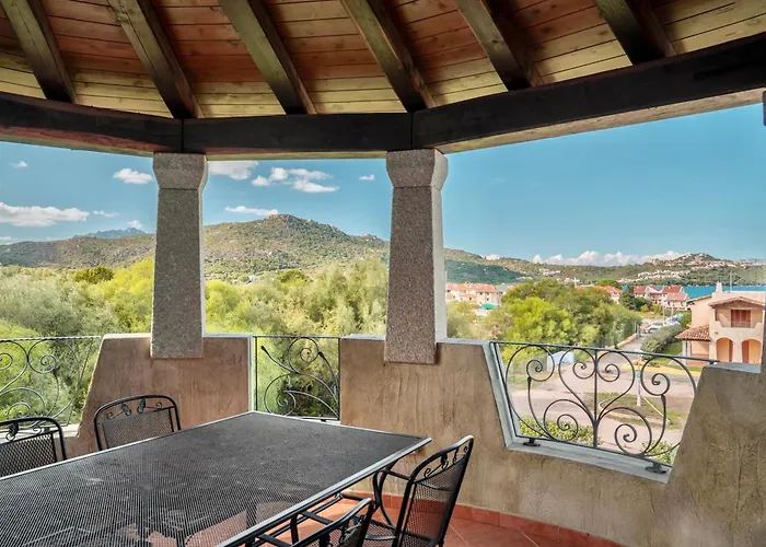 Marina Beach Residence With Private Beach In Marinella