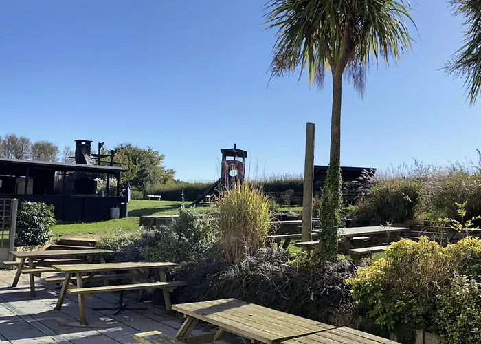 Eelsfoot Inn