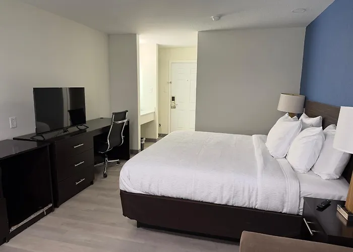Hallmark Inn & Suites Newly Renovated Rooms San Antonio Northeast