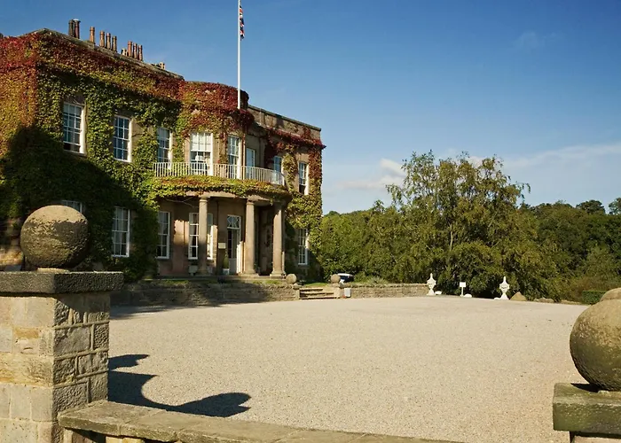 Wood Hall Hotel & Spa