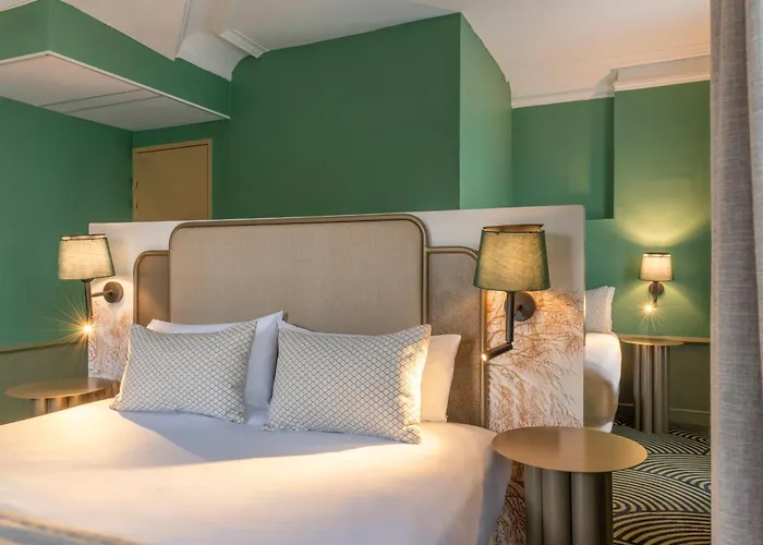 Avalon Hotel