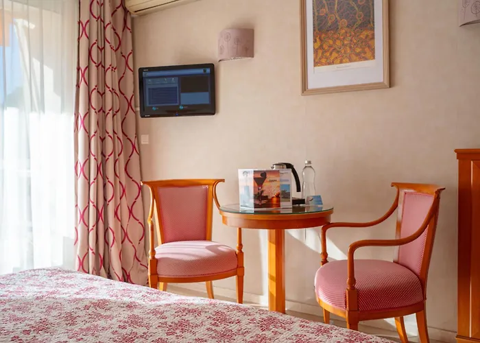 Logis Hotel Diana Vence