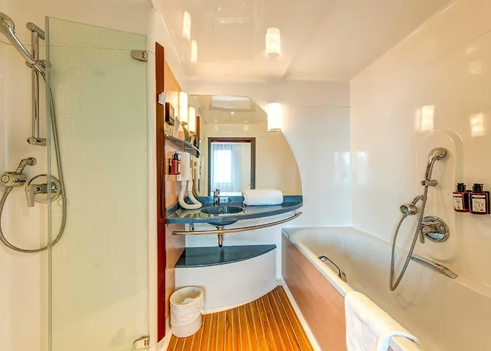B&B HOTEL Paris Nord 18ème Saint-Denis 