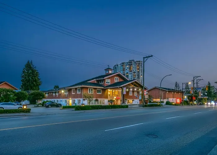 Econo Lodge Inn & Suites