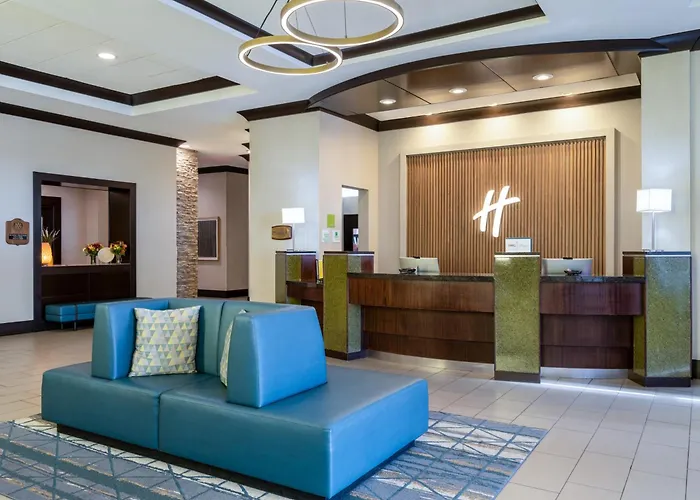 Holiday Inn & Suites Chicago Northwest - By Ihg