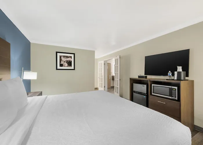 Best Western Airport Albuquerque Innsuites & Suites