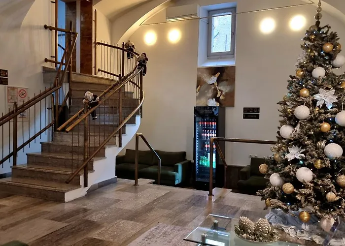 Hotel Emonec