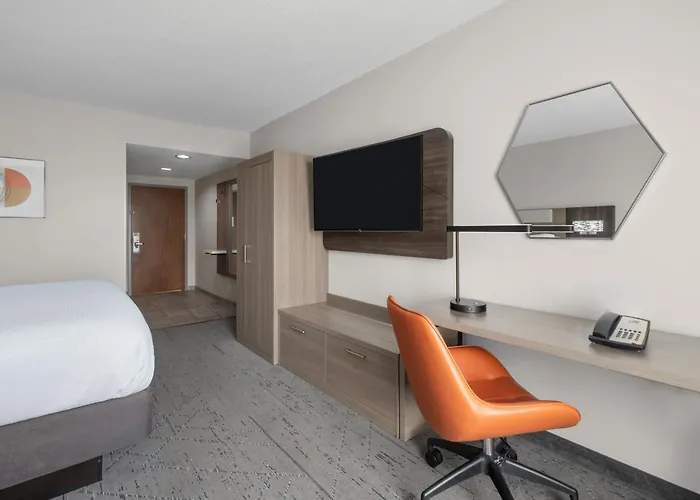 Holiday Inn Express Pembroke By Ihg