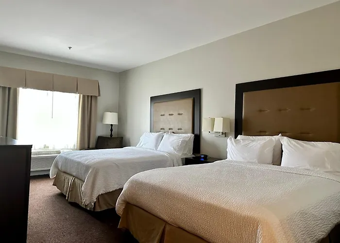 Holiday Inn Express Vancouver North By Ihg