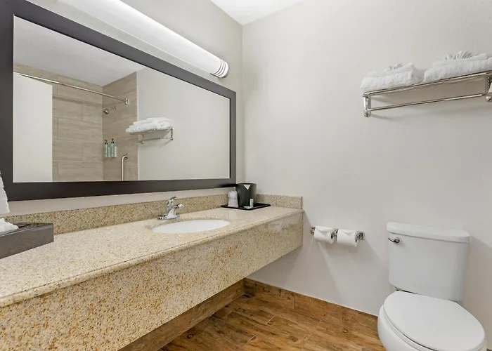 Best Western Kettleman City Inn & Suites