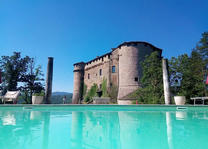 Castello Di Compiano Hotel Relais Museum