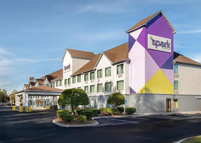 Spark By Hilton Wilmington