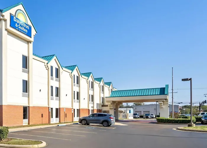Days Inn & Suites By Wyndham Ridgeland