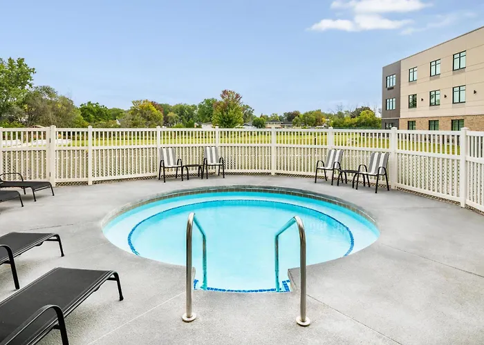 Best Western Premier Bridgewood Hotel Resort