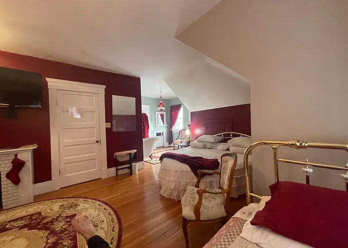 Wakamow Heights Bed And Breakfast