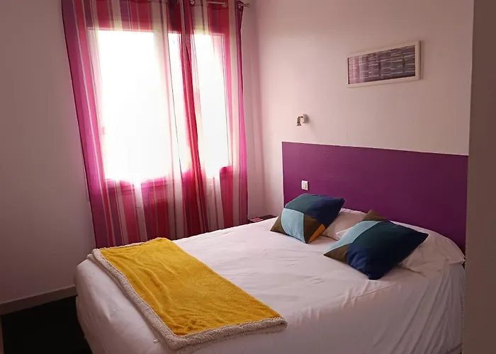 Cozy Hôtel Logis Morlaix Plouigneau