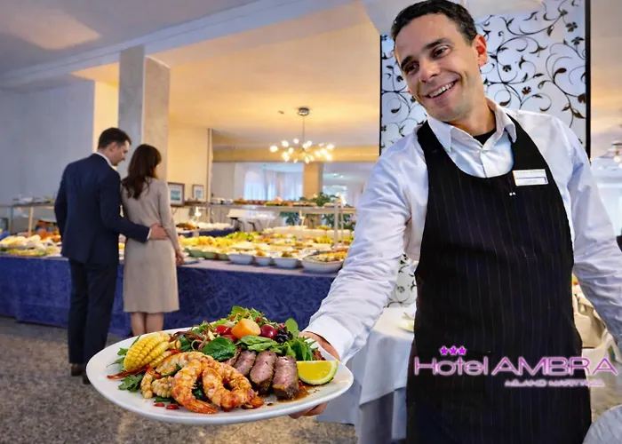 Hotel Ambra - Fronte Mare - Vicinissimi Al Centro Milano Marittima