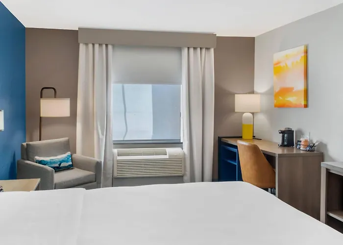 Comfort Inn & Suites El Paso I-10 Airport Area