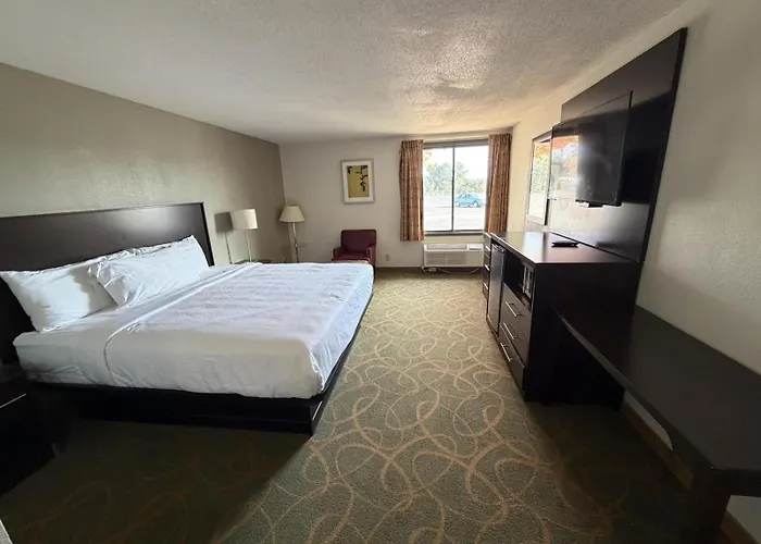 Ramada By Wyndham Stevens Point