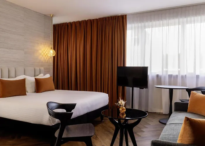 Best Western Plus Hôtel Isidore Saint-Jacques-de-La-Lande