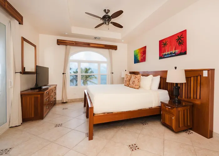 Grand Caribe Belize