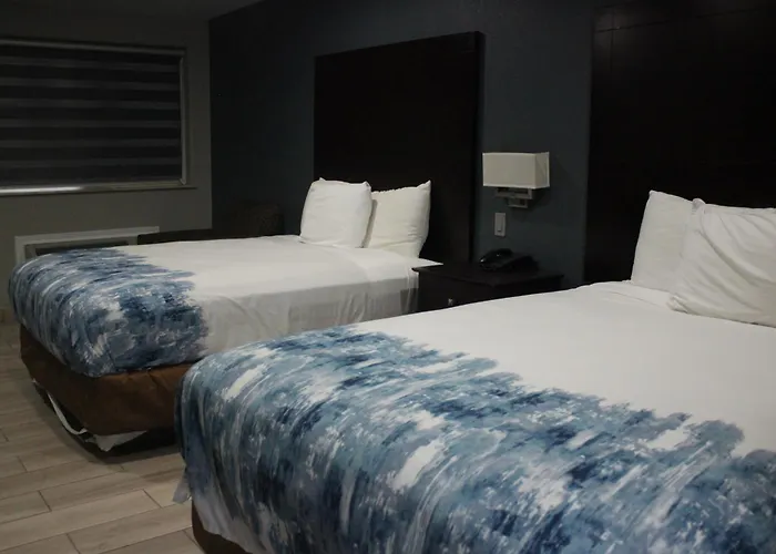 Cotulla Executive Inn
