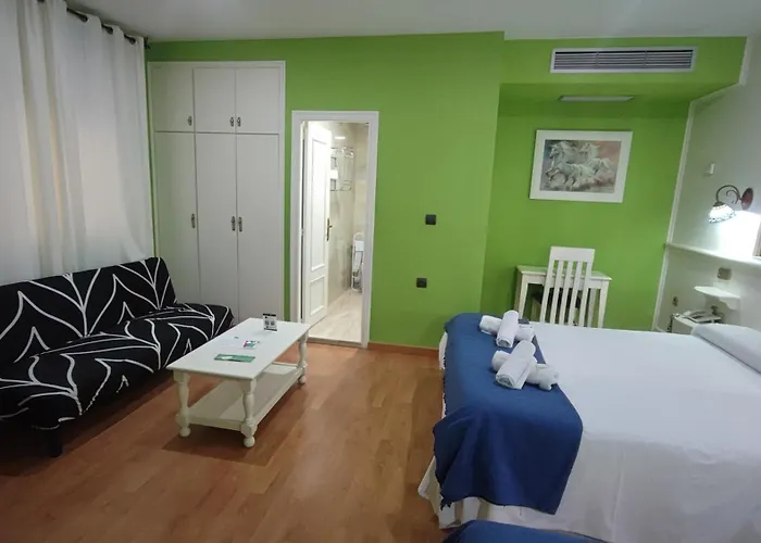 Hotel Aro'S