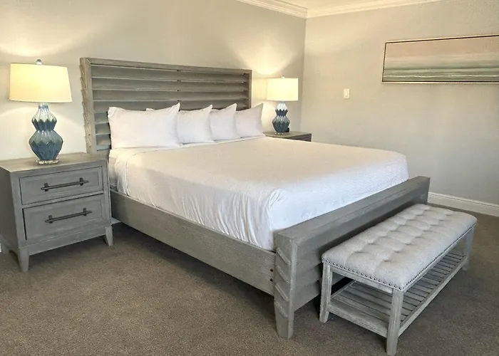 Sundial Beach Resort & Spa