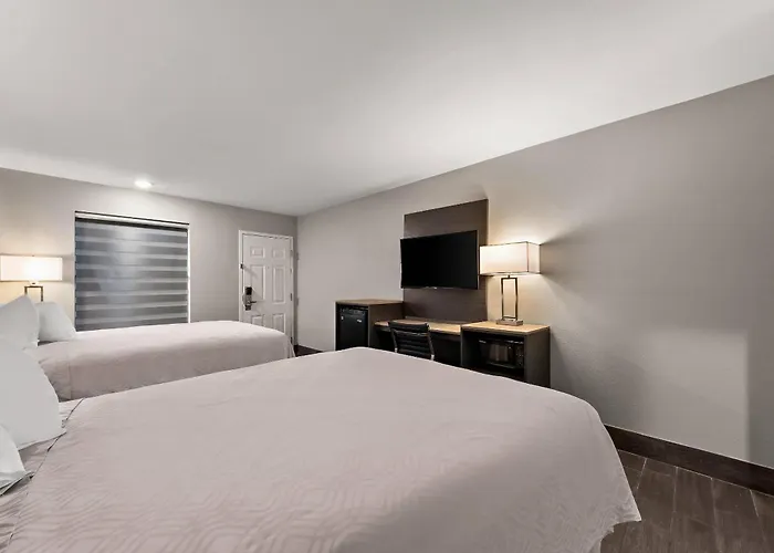 Econo Lodge Inn & Suites Laredo - Nuevo Laredo