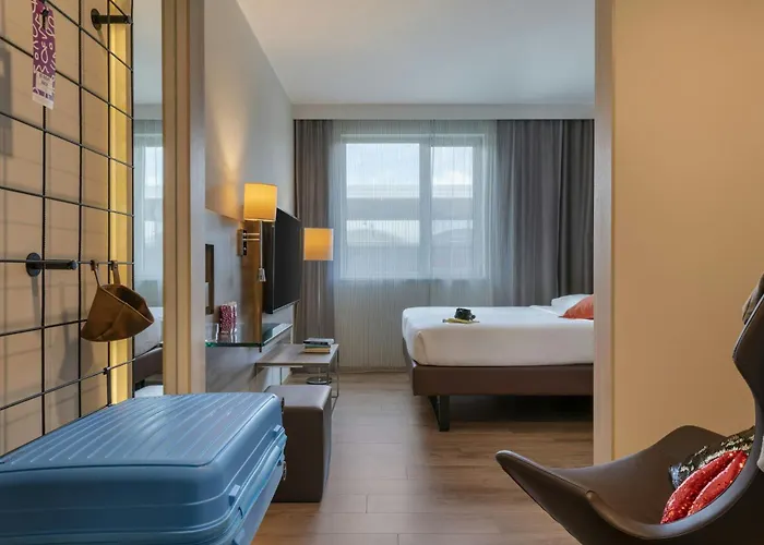 Hotel Moxy Milan Malpensa Airport Case Nuove 
