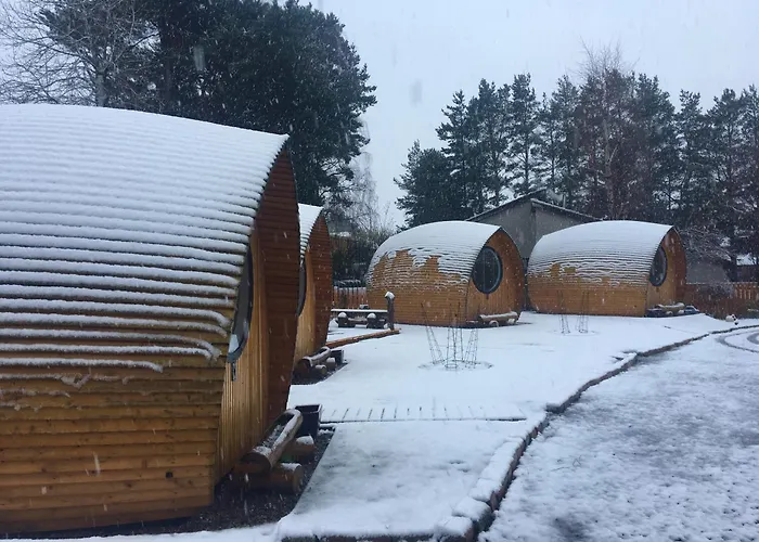 Eriskay Guest House And Aviemore Glamping