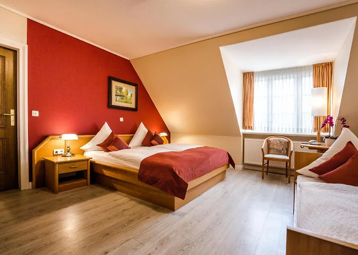 Neuwarft Altbau