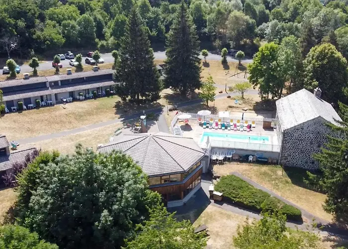 VVF Villages Les Sucs Du Velay