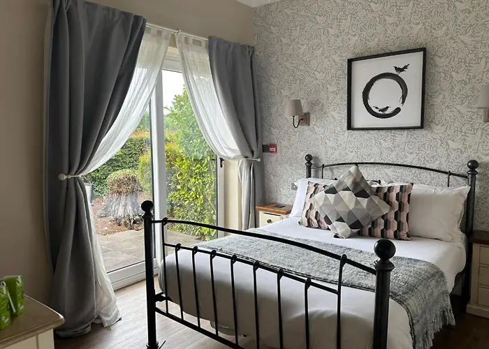 Accommodation Bristol Airport