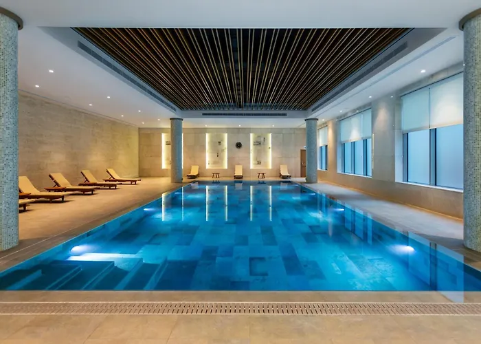 Holiday Inn By Ihg